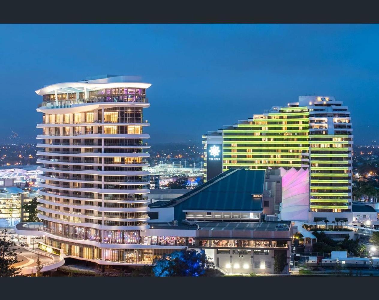 Broadbeach Apartment Level 10 With Beach Views Gold Coast Exterior photo