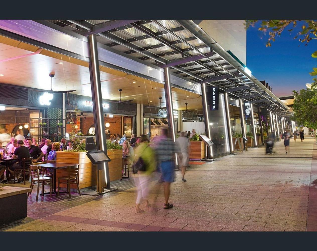 Broadbeach Apartment Level 10 With Beach Views Gold Coast Exterior photo