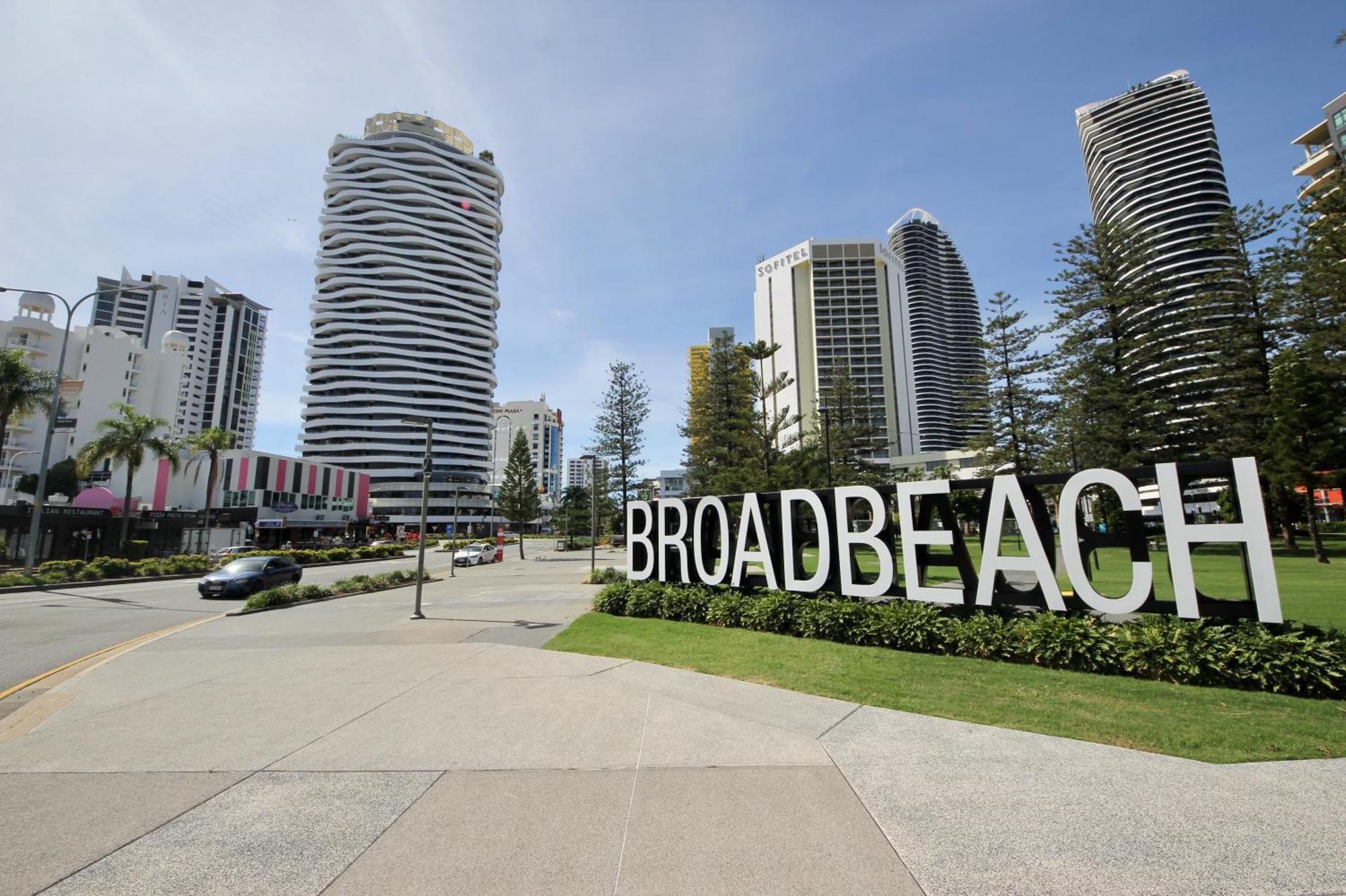 Broadbeach Apartment Level 10 With Beach Views Gold Coast Exterior photo